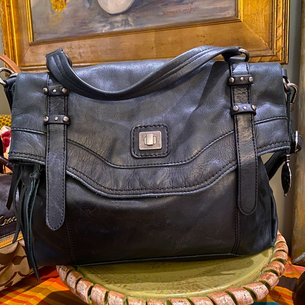 The Sak Sycamore Crossbody Messenger Black Leather Classic Style Bag Tote Brief